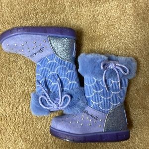 Young girls boots